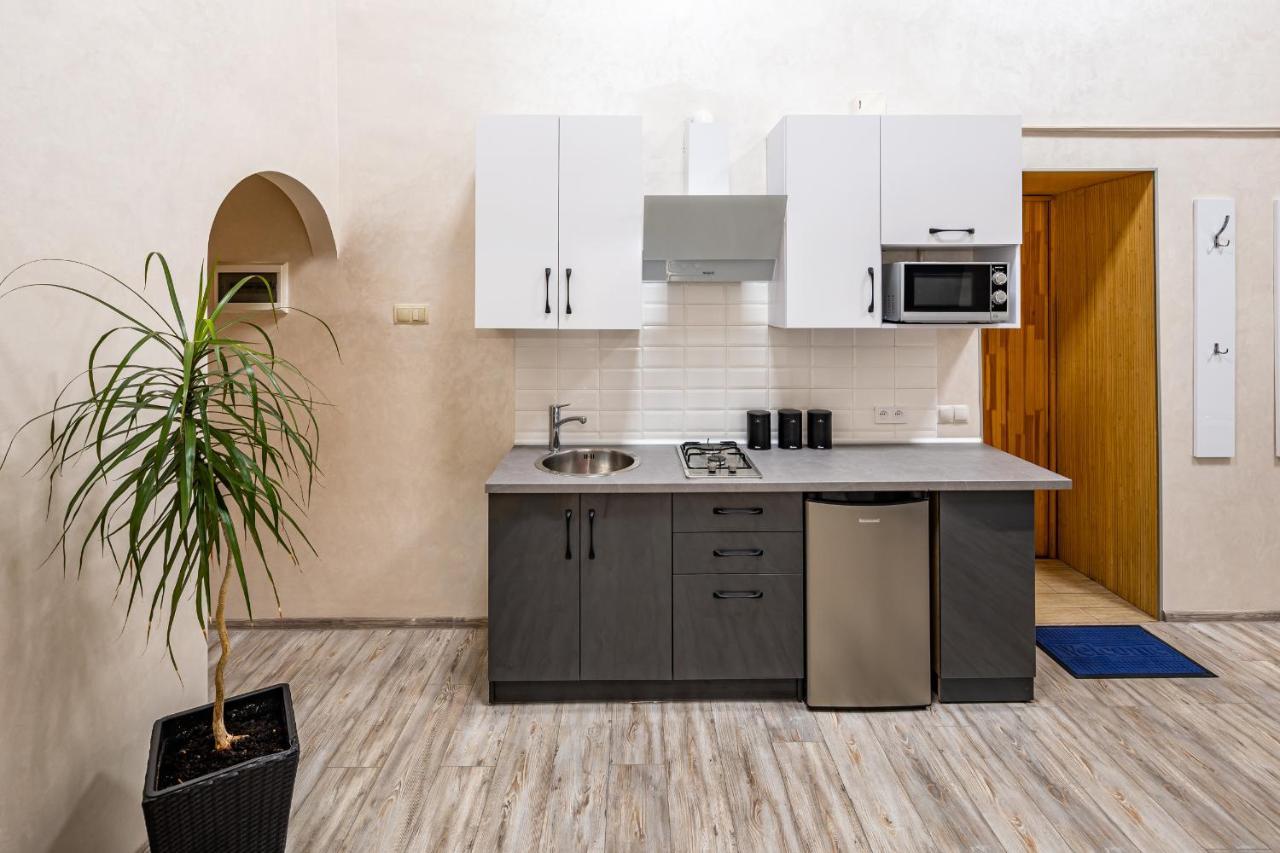 Apartment On Kovzhuna Street Leopoli Esterno foto